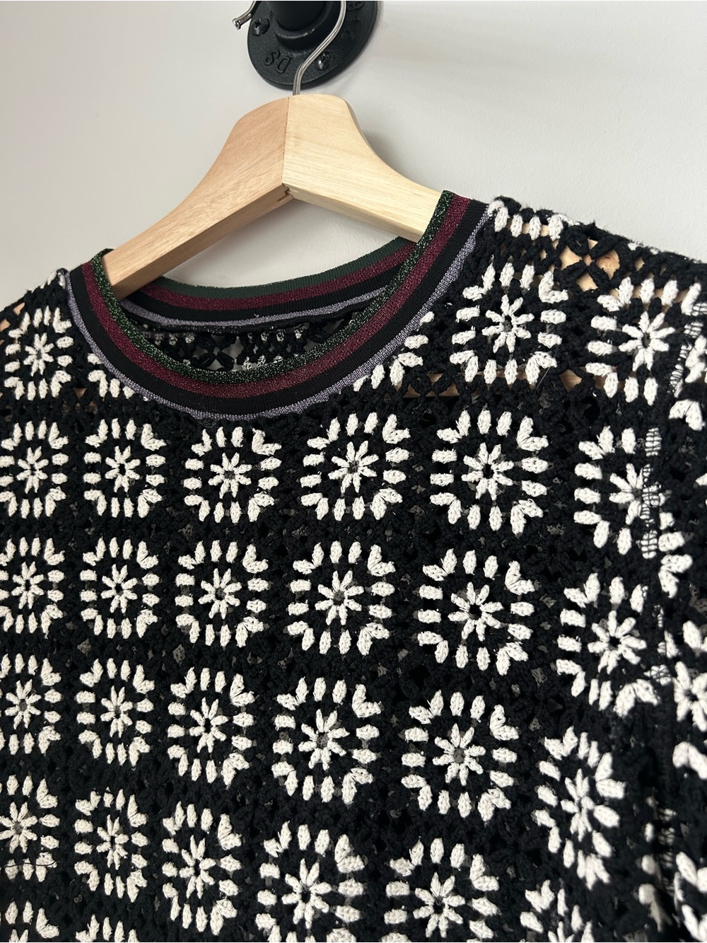 D’zzit Crochet Short-Sleeve Top - Picture 3 of 4